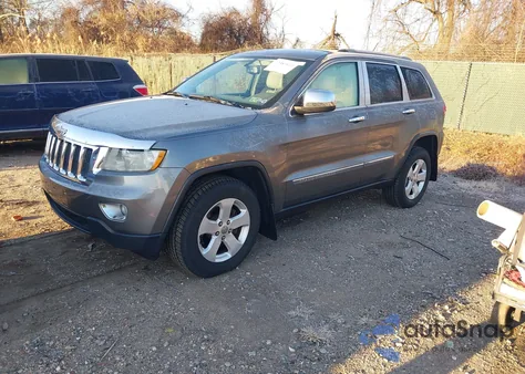 2013 Jeep Grand Cherokee Laredo z USA, uszkodzony, nr VIN 1C4RJFAGXDC558137
